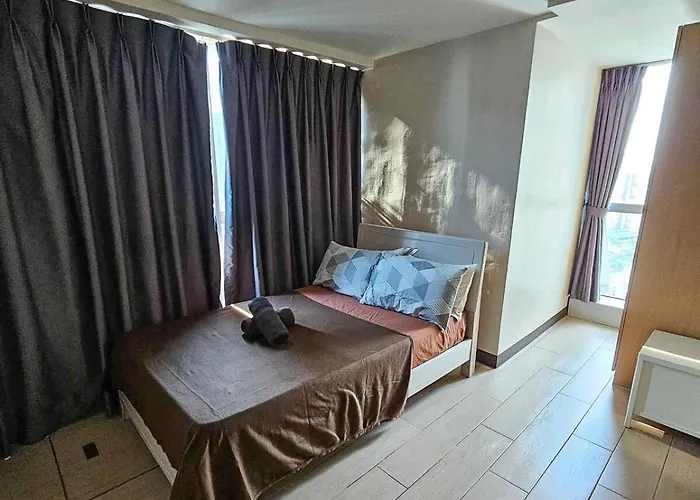 Spacious 3br In Uptown Bgc With King Size Bed, Near Malls And Restaurants Apartamento *