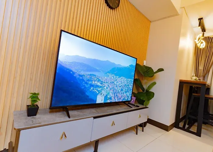 Spacious 3br In Uptown Bgc With King Size Bed, Near Malls And Restaurants Apartamento *