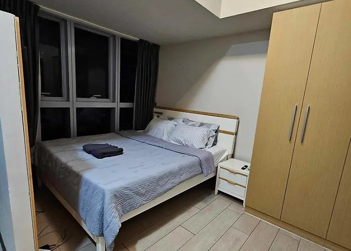 Apartamento Spacious 3br In Uptown Bgc With King Size Bed, Near Malls And Restaurants