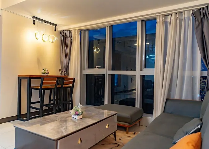 Spacious 3br In Uptown Bgc With King Size Bed, Near Malls And Restaurants Apartamento Manila